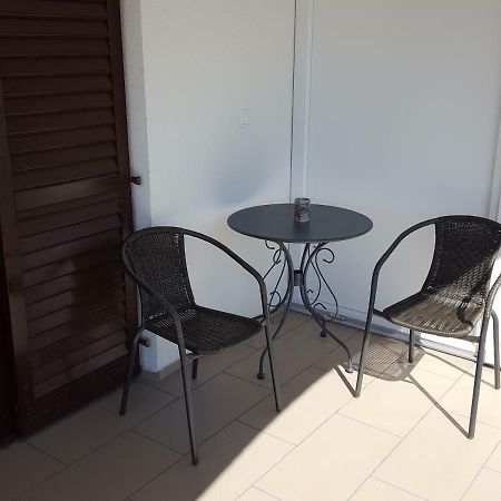 Apartments Merion Стариград-Пакленица Екстериор снимка