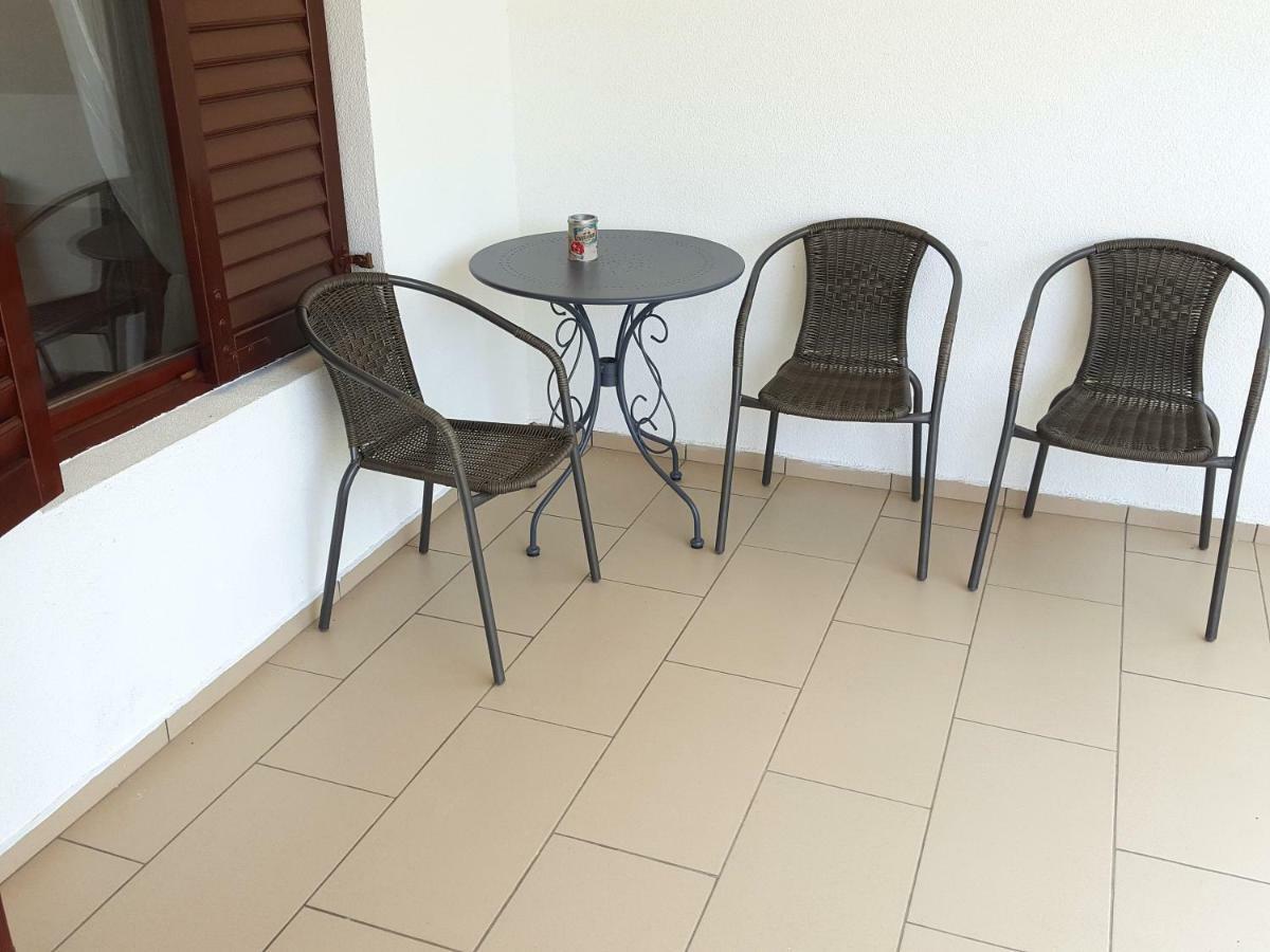 Apartments Merion Стариград-Пакленица Екстериор снимка