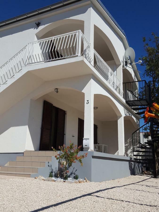 Apartments Merion Стариград-Пакленица Екстериор снимка